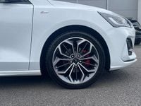Used Ford Focus ST-Line X 155 HP (114 kW) 2023 White Hatchback