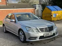 Używany Mercedes E350 Avantgarde 2009 Srebrny Sedan/Limuzyna