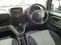 Używany Fiat Doblò 105 KM (77 kW) 2005 Minivan