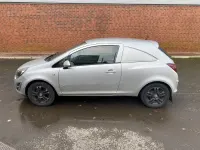Used Vauxhall Corsa Sportive 95 HP (69 kW) 2014 Silver Hatchback