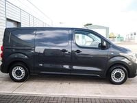 Used Peugeot e-Expert 98 kW (134 HP) 2024 Grey Van