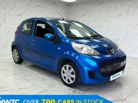 Begagnad Peugeot 107 68 HK (50 kW) 2012 Blå Halvkombi