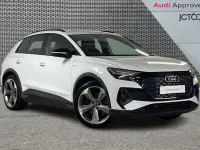 Used Audi Q4 e-tron Advanced 150 kW (204 HP) 2023 White SUV