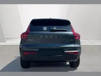New Volvo XC40 Plus 161 HP (118 kW) 2026 Green SUV