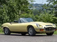 Used Jaguar E-Type 272 HP (200 kW) 1974 Yellow Cabriolet