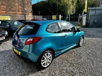 Begagnad Mazda 2 Inclusive 102 HK (75 kW) 2011 Blå Halvkombi