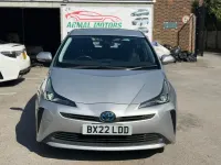 Usado Toyota Prius 140 CV (102 kW) 2026 Plateado Utilitario