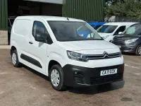 Used Citroën Berlingo 75 HP (55 kW) 2021 White MPV