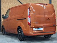 Used Ford Transit Custom Limited 130 HP (95 kW) 2019 Orange Van