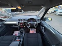 Usado Ford S-MAX Titanium 180 HP (132 kW) 2013 Castanho Monovolume