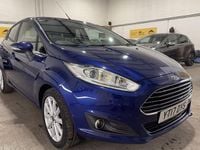 Usado Ford Fiesta Titanium 101 HP (74 kW) 2017 Azul Citadino