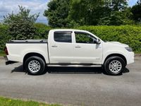 used Toyota HiLux 3.0 INVINCIBLE 4X4 D 4D DCB 169 BHP
