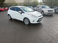 Used Ford Fiesta Titanium 96 HP (70 kW) 2011 White Hatchback