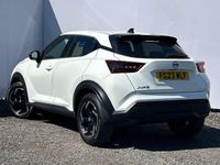 Usado Nissan Juke N-Connecta 114 HP (83 kW) 2023 Branco SUV
