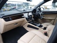 Used Porsche Macan 380 HP (279 kW) 2024 Grey SUV