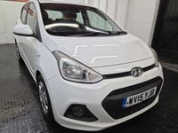 Used Hyundai i10 SE 87 HP (63 kW) 2015 White Hatchback