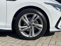 Used VW Golf VIII R-line 150 HP (110 kW) 2023 White Hatchback