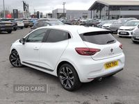 Used Renault Clio V Techno 90 HP (66 kW) 2023 White Hatchback