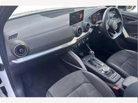 Used Audi SQ2 Black Edition 300 HP (220 kW) 2020 Glacier white SUV