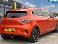 Used Renault Clio V Techno 143 HP (105 kW) 2024 Orange Hatchback