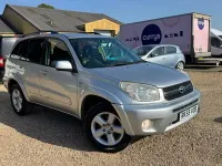 Used Toyota RAV4 147 HP (108 kW) 2005 Silver SUV