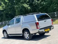 Used Isuzu Pick up 161 HP (118 kW) 2016 Silver Pickup
