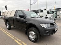 Used Mitsubishi L200 134 HP (98 kW) 2015 Black Pickup
