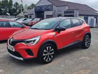 Used Renault Captur LIMITED 90 HP (66 kW) 2022 Red SUV