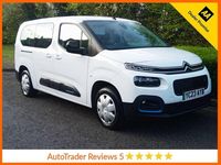 Usado Citroën e-Berlingo Feel 100 kW (136 HP) 2023 Branco Monovolume