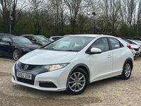 Begagnad Honda Civic SE 100 HK (73 kW) 2012 Vit Halvkombi