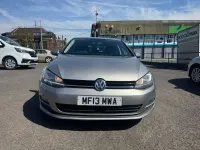 Usado VW Golf VII SE 105 HP (77 kW) 2013 Prateado Citadino