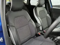 Second-hand Renault Captur Techno 143 CP (105 kW) 2024 SUV