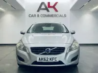 Używany Volvo V60 SE Lux 215 KM (158 kW) 2012 Srebrny Kombi