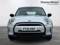Used Mini Cooper Classic 136 HP (100 kW) 2021 Silver Hatchback