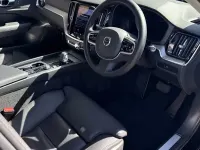 Begagnad Volvo V60 Plus 2025 Svart Kombi