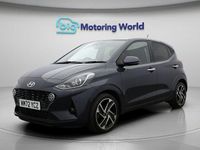 Gebraucht Hyundai i10 Premium 84 PS (61 kW) 2023 Grau Kleinwagen