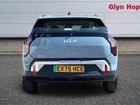 Begagnad Kia EV3 Air 150 kW (204 HK) 2025 Blå SUV