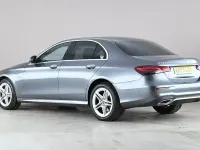 Usado Mercedes E300 AMG line 306 HP (225 kW) 2023 Sedan
