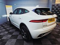 Usado Jaguar E-Pace R-Dynamic 180 HP (132 kW) 2019 Branco SUV