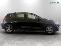 Used Ford Focus Zetec 125 HP (91 kW) 2019 Black Hatchback