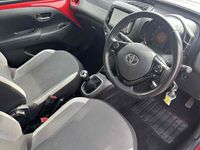 used Toyota Aygo O VVT-i x-play Hatchback