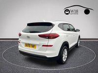 Used Hyundai Tucson SE 132 HP (97 kW) 2020 White SUV