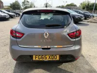 Used Renault Clio Dynamique 75 HP (55 kW) 2015 Black Hatchback