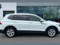 Usado VW Tiguan Allspace Life 150 HP (110 kW) 2024 Branco SUV