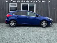 Usado Ford Focus Zetec 2017 Azul Citadino