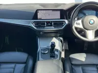 Begagnad BMW 330 M Sport 254 HK (186 kW) 2019 Blå