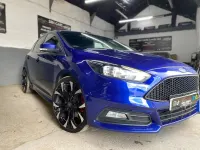 Used Ford Focus ST 185 HP (136 kW) 2017 Blue Hatchback