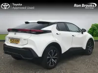Used Toyota C-HR Design 140 HP (102 kW) 2025 White SUV