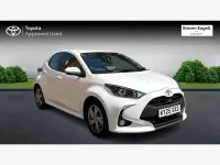 Used Toyota Yaris 2025 White Hatchback