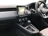 Used Renault Clio Evolution 143 HP (105 kW) 2025 Hatchback